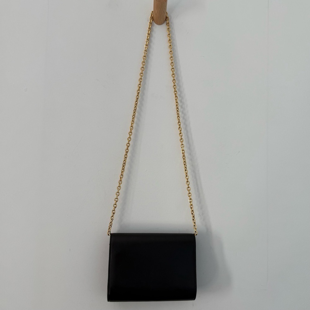 Vintage Holt Renfrew black leather small crossbody clutch bag with gold hardware - Picture 5 of 8